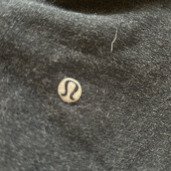 Lululemonn Please Me Pullover size 8 - Picture 5 of 5
